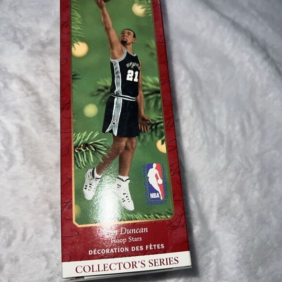 Hallmark Keepsake TIM DUNCAN NBA Ornament Hoop Stars - Picture 2 of 6